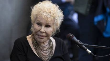 Vanoni: "Con Strehler droghe ed erotismo, ricoverata per la depressione"