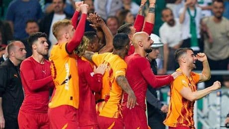 Galatasaray, her takımın bir kaç adım önünde!