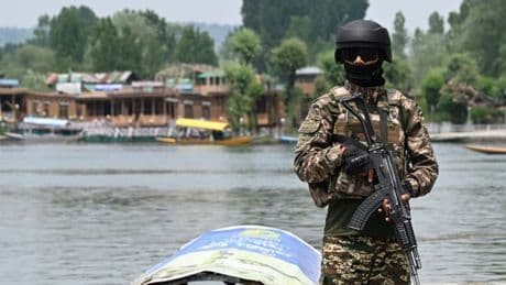 Indische Luftangriffe auf Ziele in pakistanischem Teil von Kaschmir und Punjab