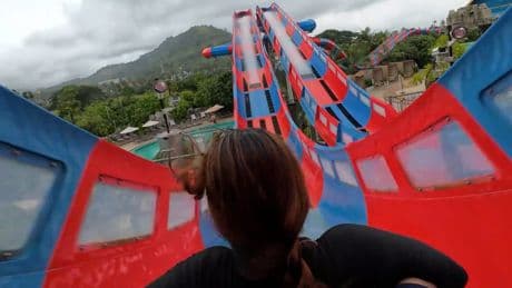 Thailand - Diese Wasserrutsche ist Nervenkitzel pur