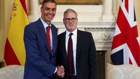 Leaders of UK and Spain meet to sign deal that eases trade and travel in Gibraltar