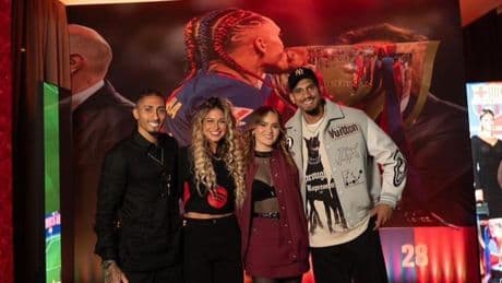 Gran fiesta azulgrana de Raphinha en Brasil en contraste con una posible macrooferta del United