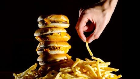 Ban on TV adverts for foods high in fat, salt and sugar delayed until 2026