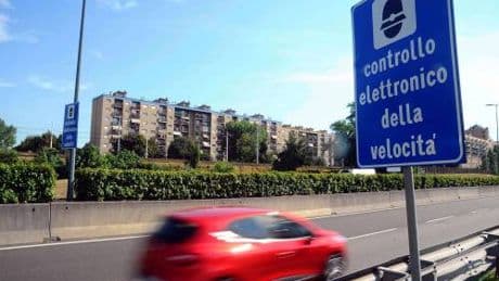 Arrivano gli autovelox "intelligenti": cosa cambierà con l'AI