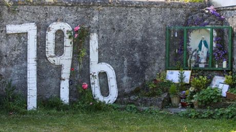 Irlande: des experts vont exhumer les restes de 796 enfants morts dans des foyers religieux pour mères célibataires