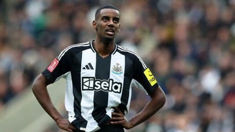 Alexander Isak eyes Newcastle exit with Liverpool and Chelsea monitoring situation