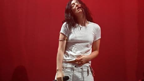 Glastonbury 2025 reviews, Friday: Lorde, Lola Young and En Vogue