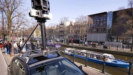 Google Street View users convinced man outside restaurant is actually a huge celebrity