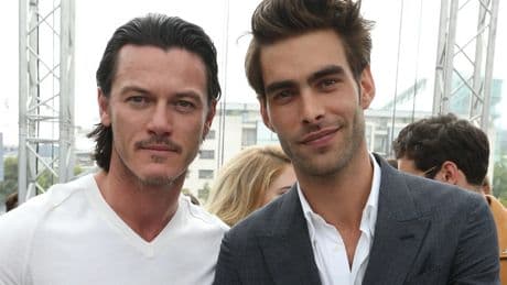 Luke Evans recuerda su relación con Jon Kortajarena: &quot;Él era adictivo y el drama también; al final nos superó&quot;