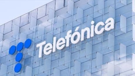 Telefónica moviliza un amplio operativo para garantizar el servicio en las zonas afectadas por los incendios