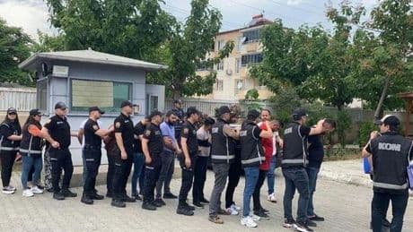Operasyonlarda kurtarılan 107 kadın, sınır dışı edildi