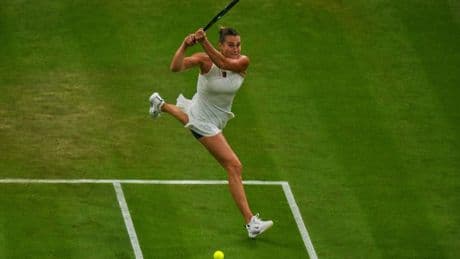 Sabalenka resiste ante Raducanu