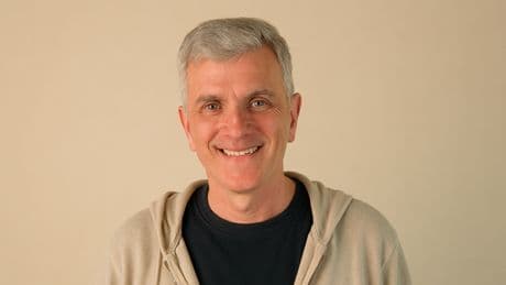 Marcelo Seia, arquitecto: “El baño es la habitación más cara de la casa pero jamás escatimes en el sistema de cañerías de desagüe y provisión de agua”