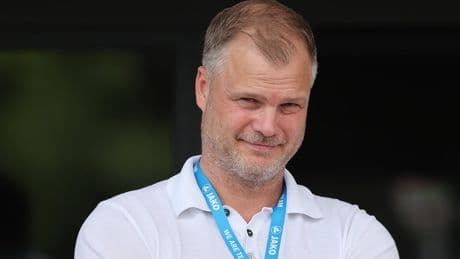 Doch kein Transfer-Hattrick - Stuttgart-Bosse mit Abschluss-Pech!