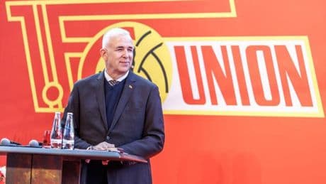 Kritik an der Konkurrenz: Union-Präsident Zingler: Frauenfußball wird kleingehalten