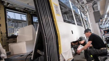 A Bagnères-de-Bigorre, une usine reprend vie en fabriquant des tramways