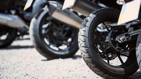 ¿Te has quedado sin batería en la moto? Así podrás hacer que arranque de nuevo