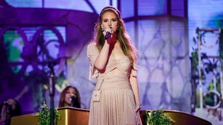 Lana Del Rey de retour avec Henry, come on, le premier extrait de son 10e album, The Right Person Will Stay