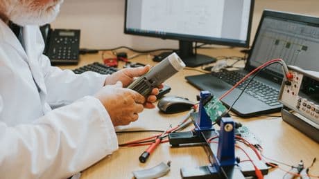 Münchner Forscher entwickeln Rekord-Batterie - sie soll ein uraltes Problem lösen