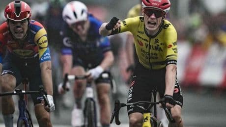 Vingegaard besa el suelo y el cielo en la segunda etapa de La Vuelta