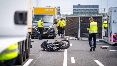 Overleden motorrijder Botlektunnel was man van 26 uit Schiedam