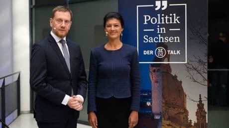 Politische Debatte: Kretschmer im Disput mit Wagenknecht