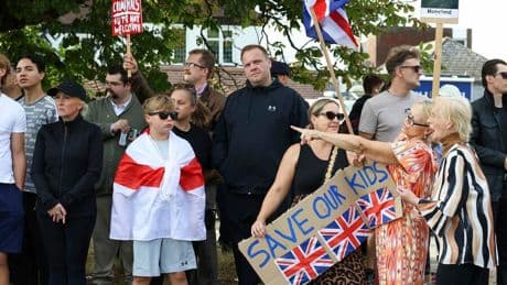 Großbritannien: Droht Briten neuer Sommer mit Unruhen? Aktuelle Bürgerproteste rufen böse Erinnerungen wach