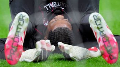 A Udine bene i rossoneri, male i fischi a Maignan