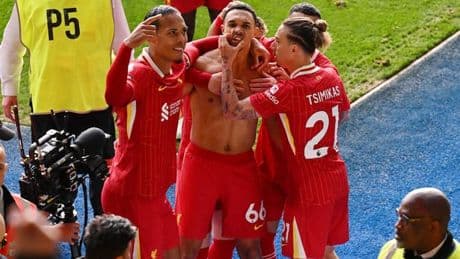 Liverpool stars make their Trent Alexander-Arnold feelings clear after 'farewell gift'