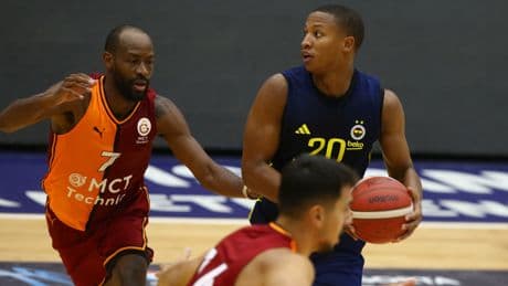 Galatasaray hazırlık maçında Fenerbahçe Beko'yu mağlup etti