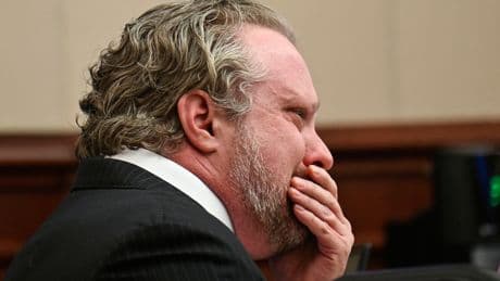 Colorado dentist on trial, accused of killing wife with poisoned shakes