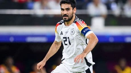 Für besondere Verdienste - Gündogan erhält Medaille von NRW-Ministerpräsident Wüst
