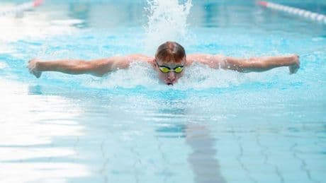 Shocking amount of adults in UK can't swim - and it impacting their kids