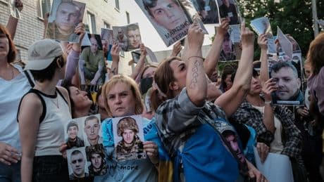 Ukraine-Liveblog: Gefangenenaustausch: Russland meldet Heimkehr von 307 Soldaten