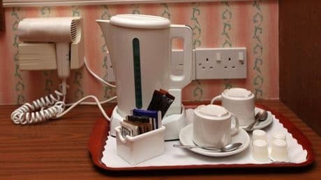 Travel expert warns holidaymakers to ‘always check the kettle’ in hotel rooms for grim reason