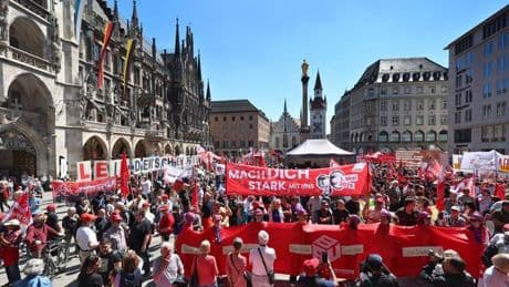 Tag der Arbeit: Gewerkschaften fordern Tariftreuegesetz von Staatsregierung