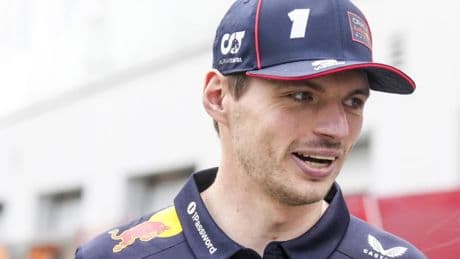 Verstappen no cambia ni con la amenaza de sanción