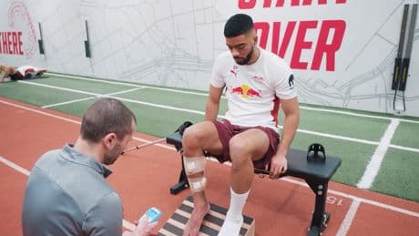Nach Achillessehnenriss - Wann Leipzig wieder mit DFB-Star Henrichs plant