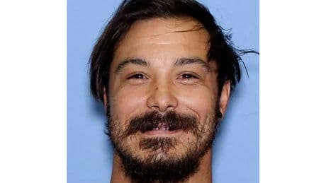 Dad accused of killing three daughters exhibited bizarre behavior in months before their deaths, mother says