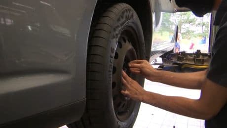 Speedy, Feu Vert, Norauto... Pourquoi des centres autos refusent les clients avec des airbags Takata
