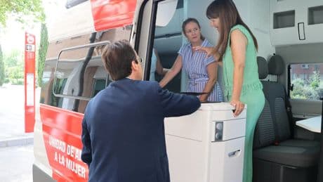 El primer centro para salir de la prostitución abre con unidades itinerantes en 10 municipios de Madrid