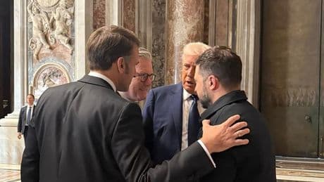 Rencontre Trump-Zelensky, Moscou prêt à négocier... Une journée cruciale pour la paix en Ukraine?