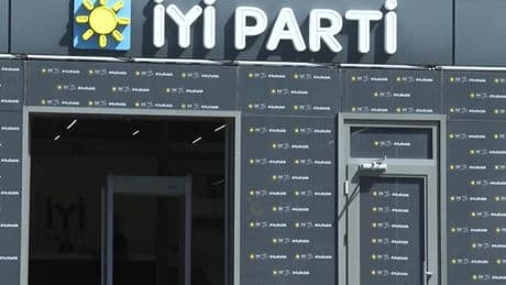 İYİ Parti'den CHP Genel Başkanı Özel'e saldırıya tepki: 'Telef etme' tehditlerinin sonucu