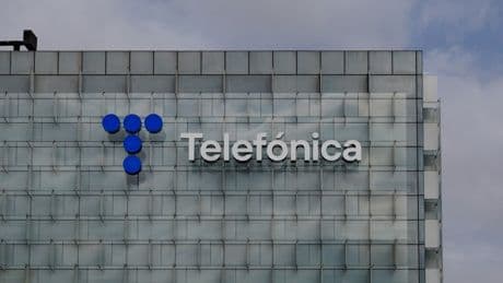 Telefónica vende su filial en Ecuador por 330 millones, su quinta desinversión en Latinoamérica