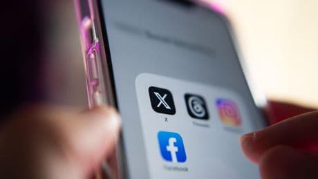 Le Brésil veut renforcer la protection des mineurs sur les réseaux sociaux