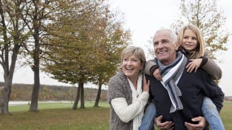 Relations entre grands-parents et enfants : ce que la loi prévoit