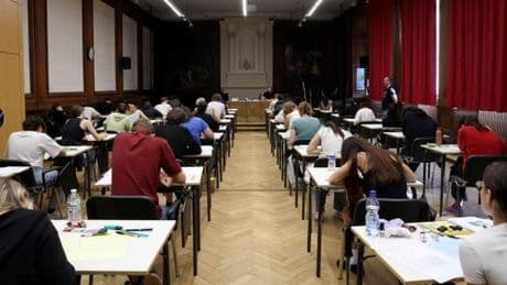 En direct, bac de philo 2025 :  « Notre avenir dépend-il de la technique ?  », « La vérité est-elle toujours convaincante ? », John Rawls et Adam Smith en commentaire de texte... Posez vos questions sur les sujets