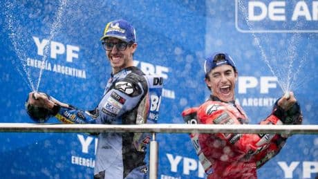 90.000 'tifosi' empujarán a Bagnaia, Morbidelli, 'Diga' y Bezzecchi para que derroten a los Márquez en Mugello