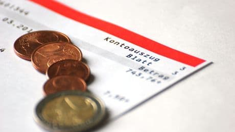 Kontoauszug lesen: versteckte Bankgebühren erkennen