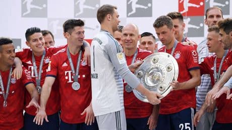 Alles zur Müller-Verabschiedung - Überlässt Neuer ihm die Schale?